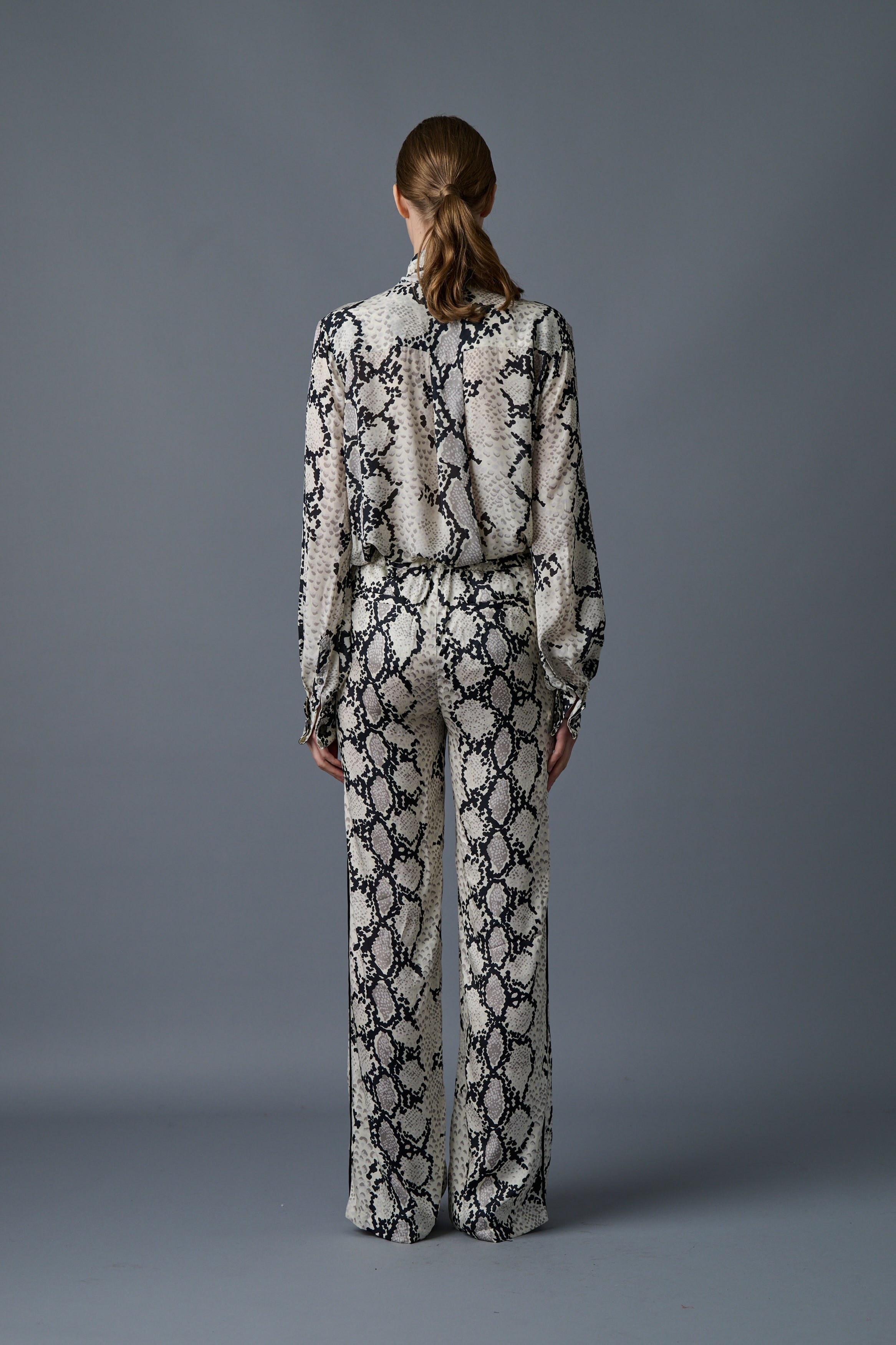 le superbe joan blouse