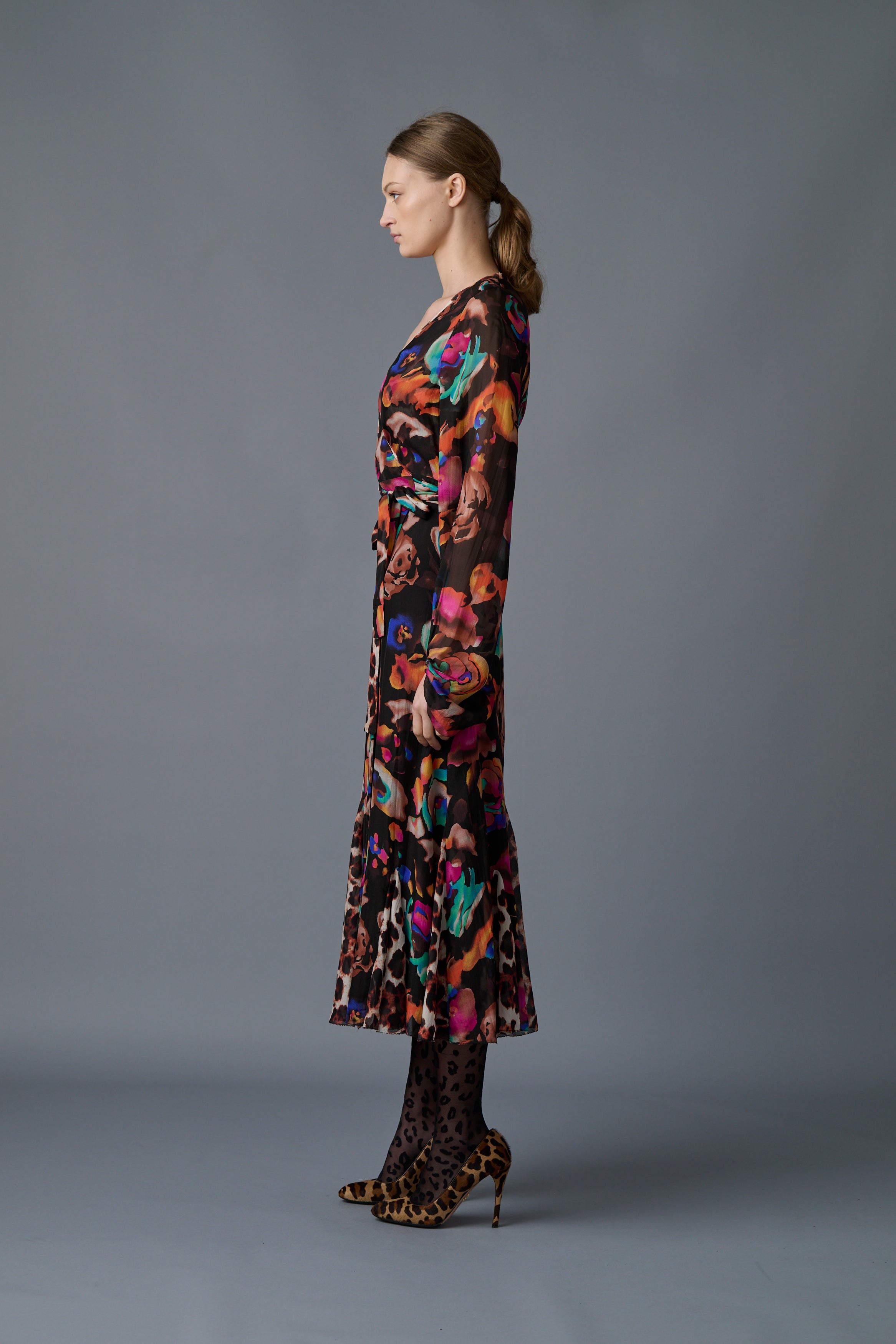 le superbe electric garden wrap dress