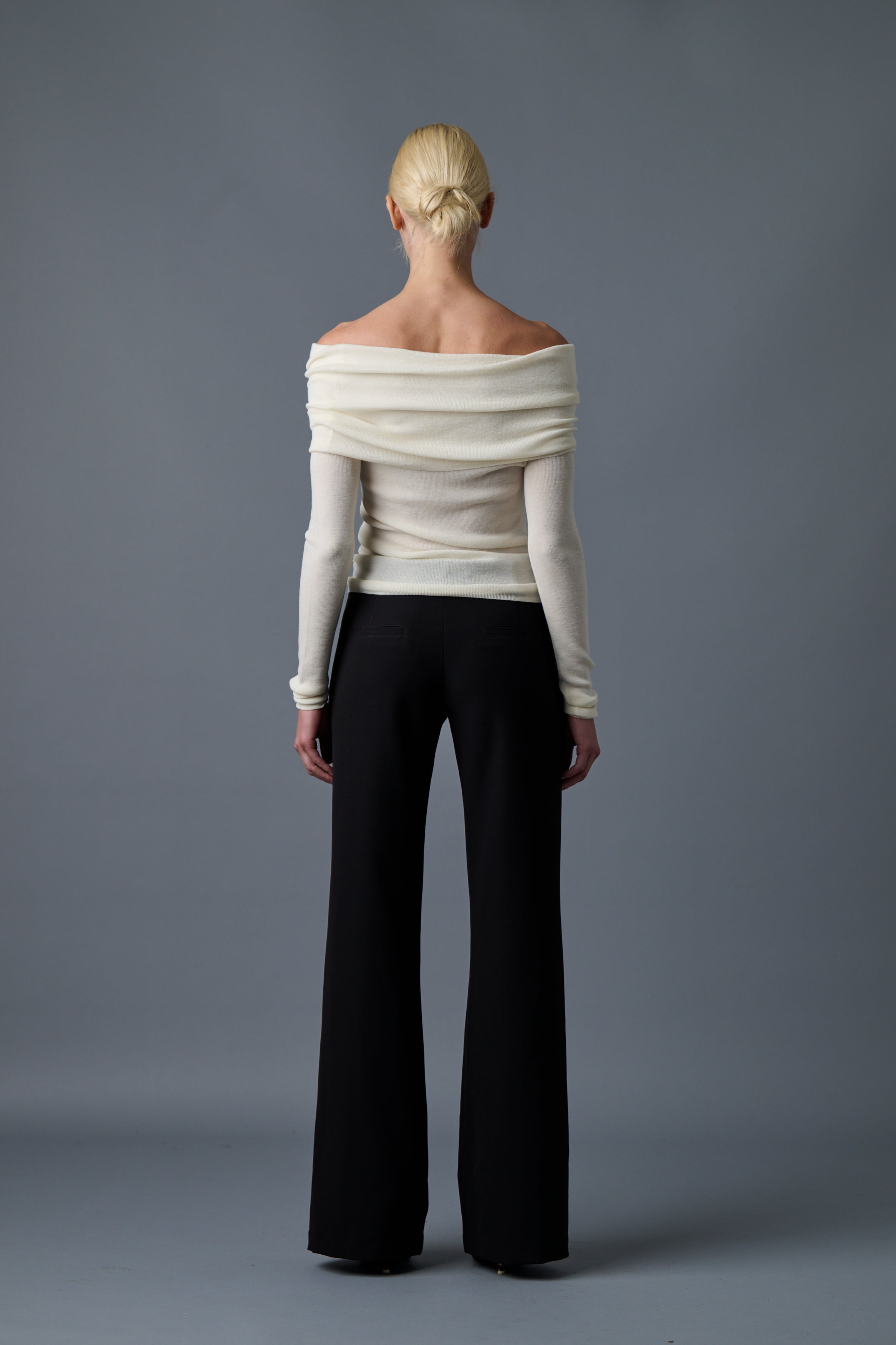 Le Superbe Clavicle Sweater Ivory