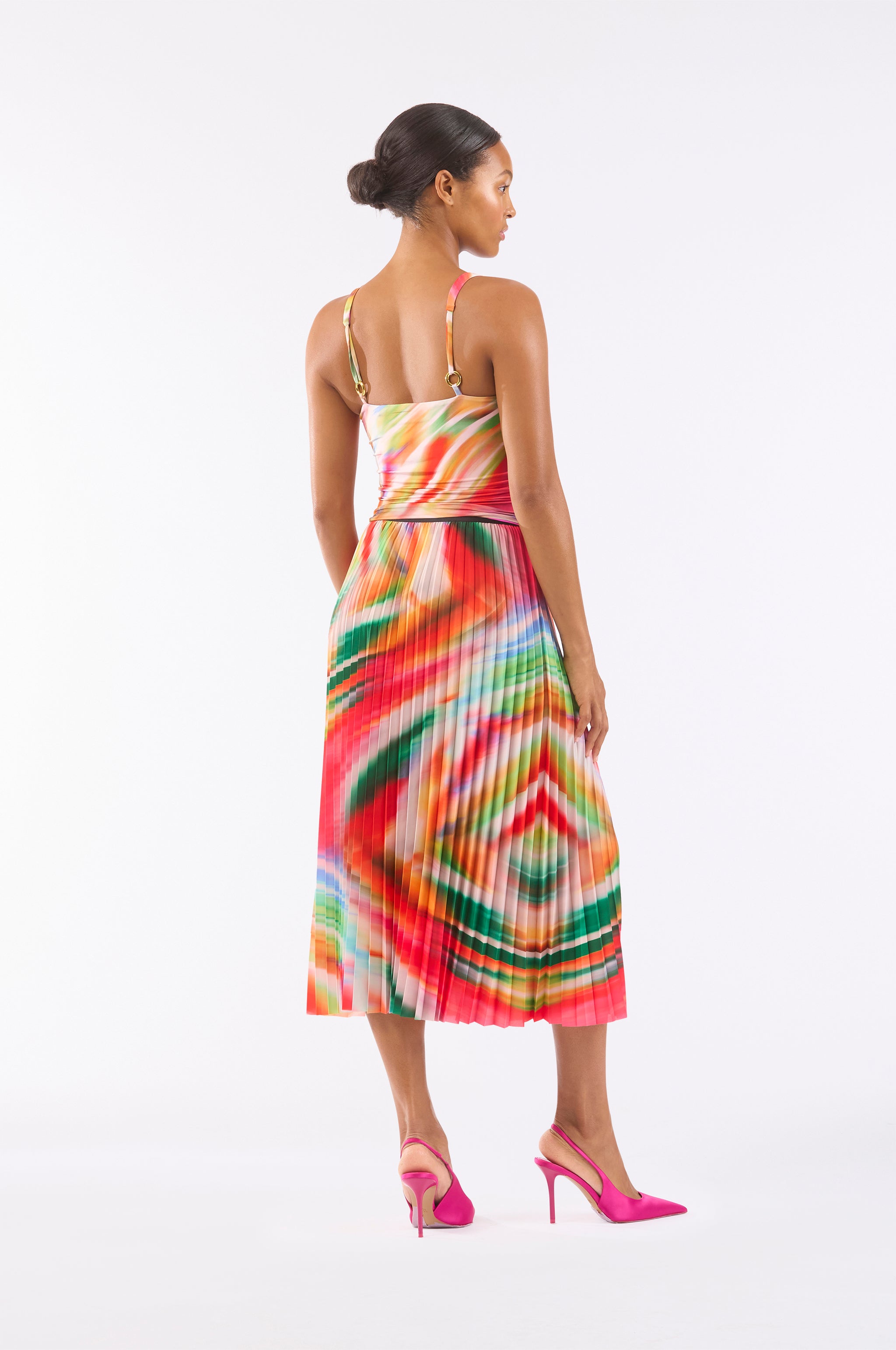 Bold Swirl Pleated Skirt