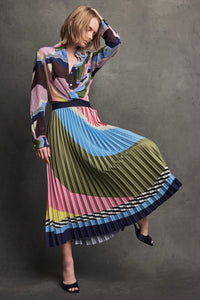 Interrupted Pattern Pleated Skirt