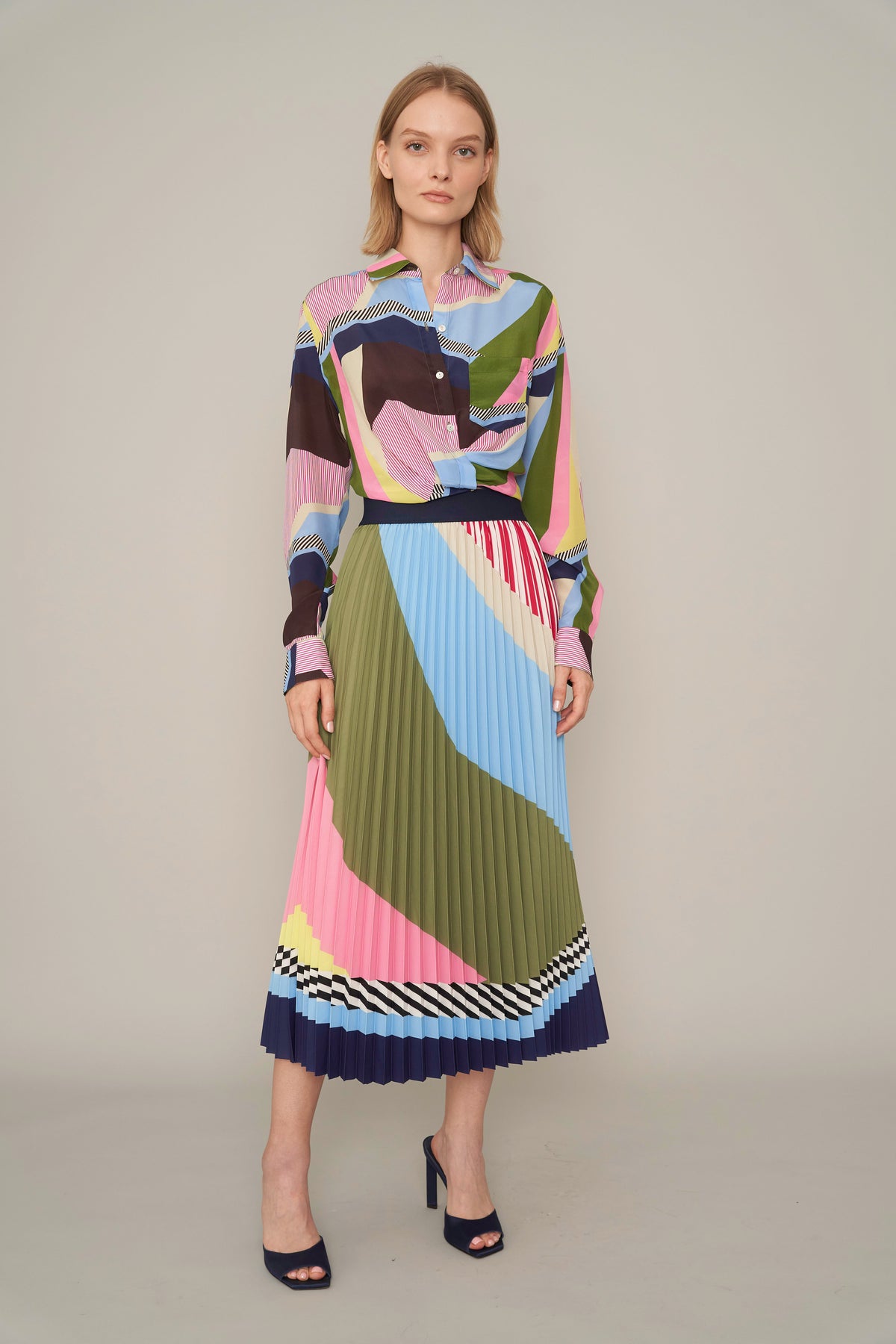 Sunset Tower Tuck Blouse